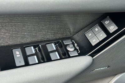 2025 Land Rover Range Rover Velar Dynamic SE