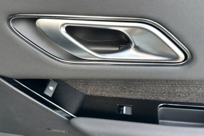 2025 Land Rover Range Rover Velar Dynamic SE