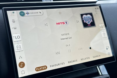 2025 Land Rover Range Rover Velar Dynamic SE