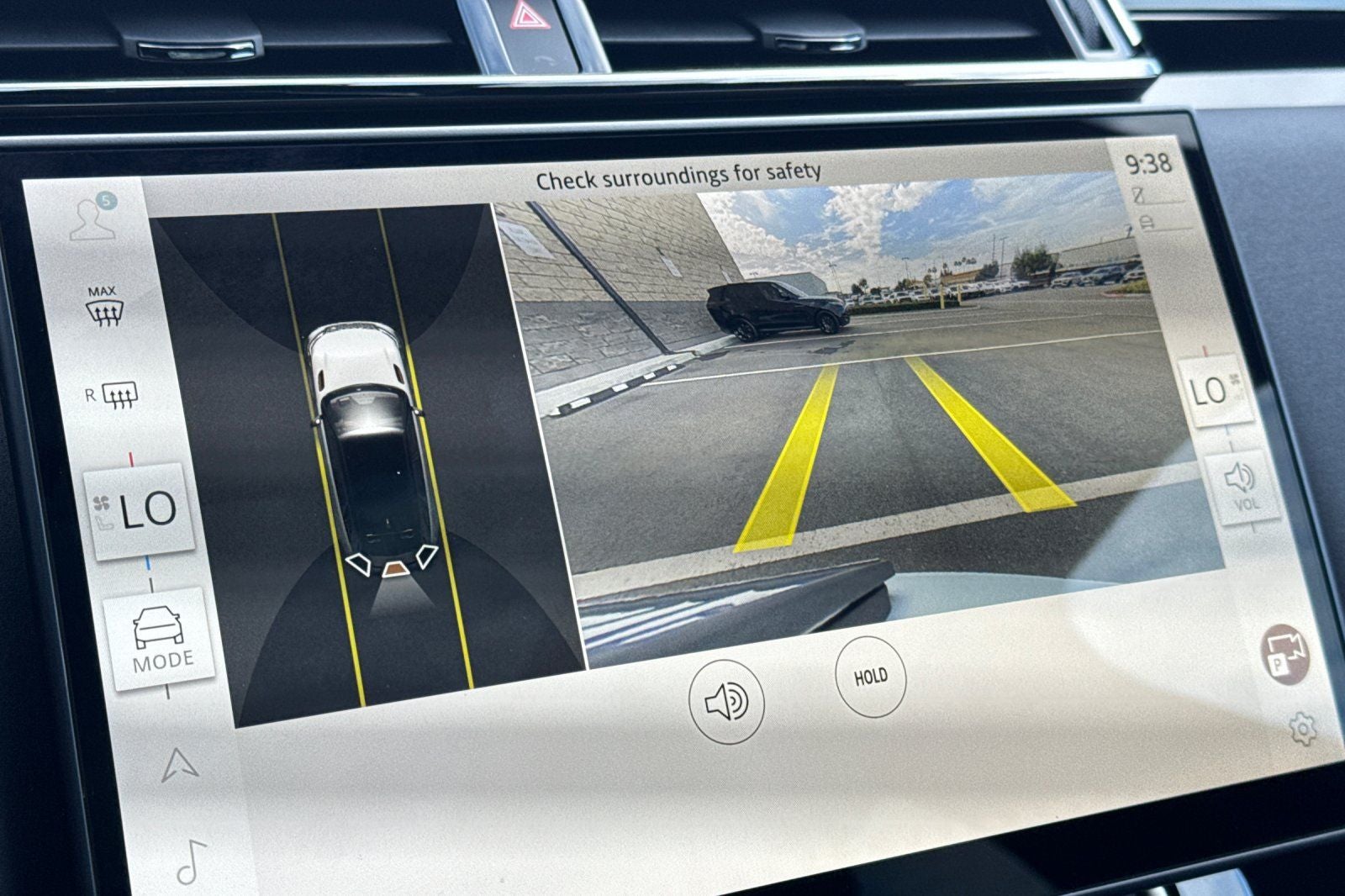 2025 Land Rover Range Rover Velar Dynamic SE