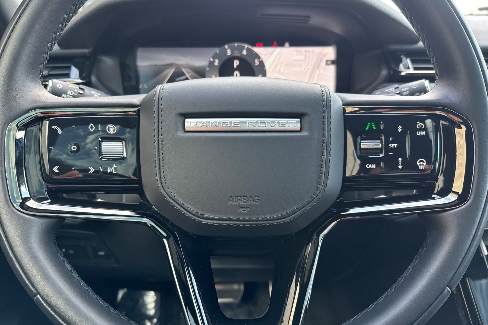 2025 Land Rover Range Rover Velar Dynamic SE