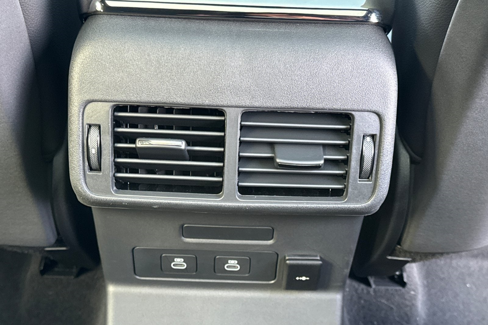 2025 Land Rover Range Rover Velar Dynamic SE