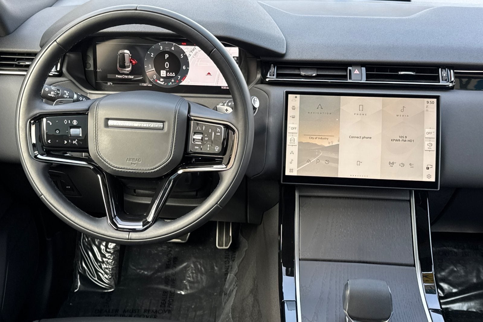 2025 Land Rover Range Rover Velar Dynamic SE