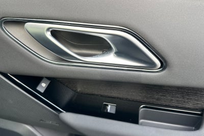 2025 Land Rover Range Rover Velar Dynamic SE