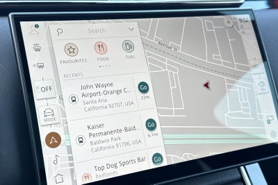 2025 Land Rover Range Rover Velar Dynamic SE