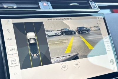 2025 Land Rover Range Rover Velar Dynamic SE