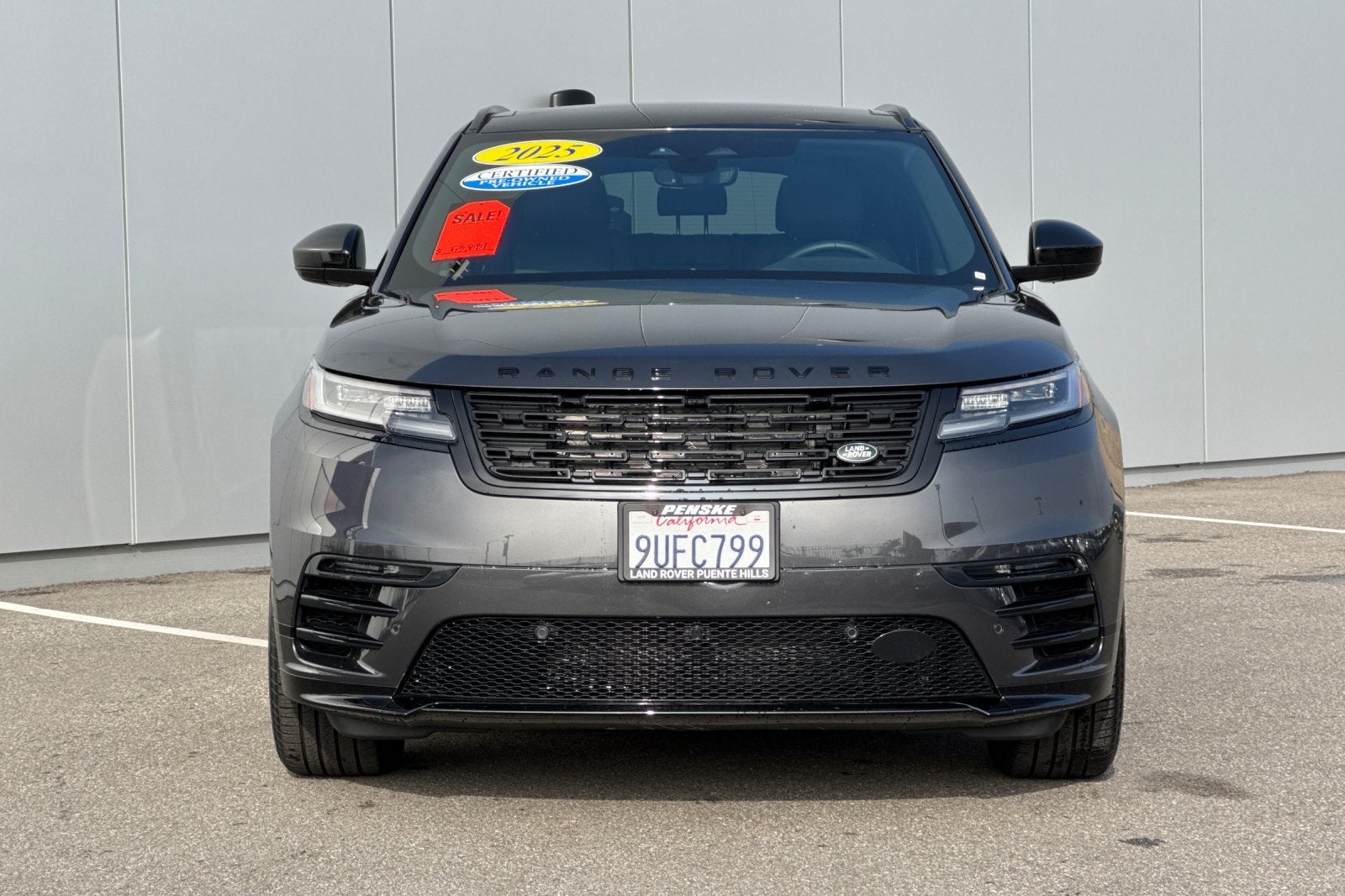 2025 Land Rover Range Rover Velar Dynamic SE