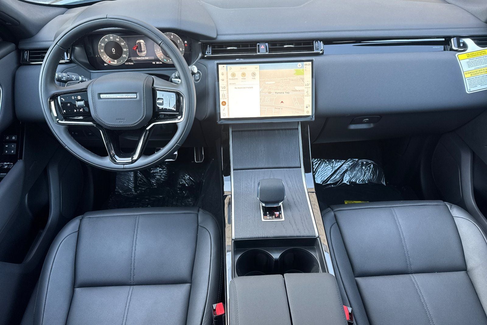 2026 Land Rover Range Rover Velar Dynamic SE