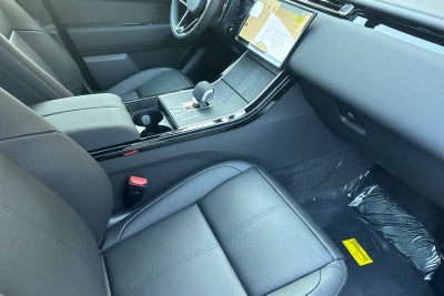 2026 Land Rover Range Rover Velar Dynamic SE