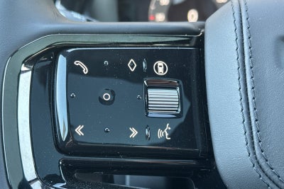 2026 Land Rover Range Rover Velar Dynamic SE