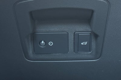 2026 Land Rover Range Rover Velar Dynamic SE