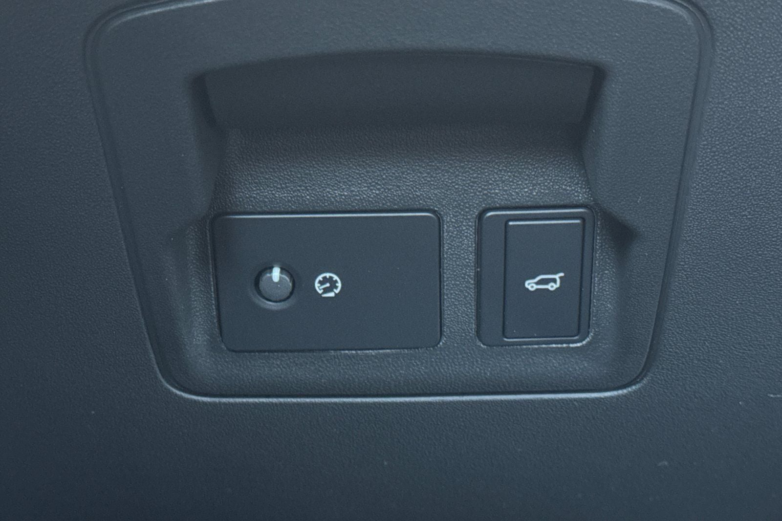 2026 Land Rover Range Rover Velar Dynamic SE