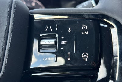 2026 Land Rover Range Rover Velar Dynamic SE