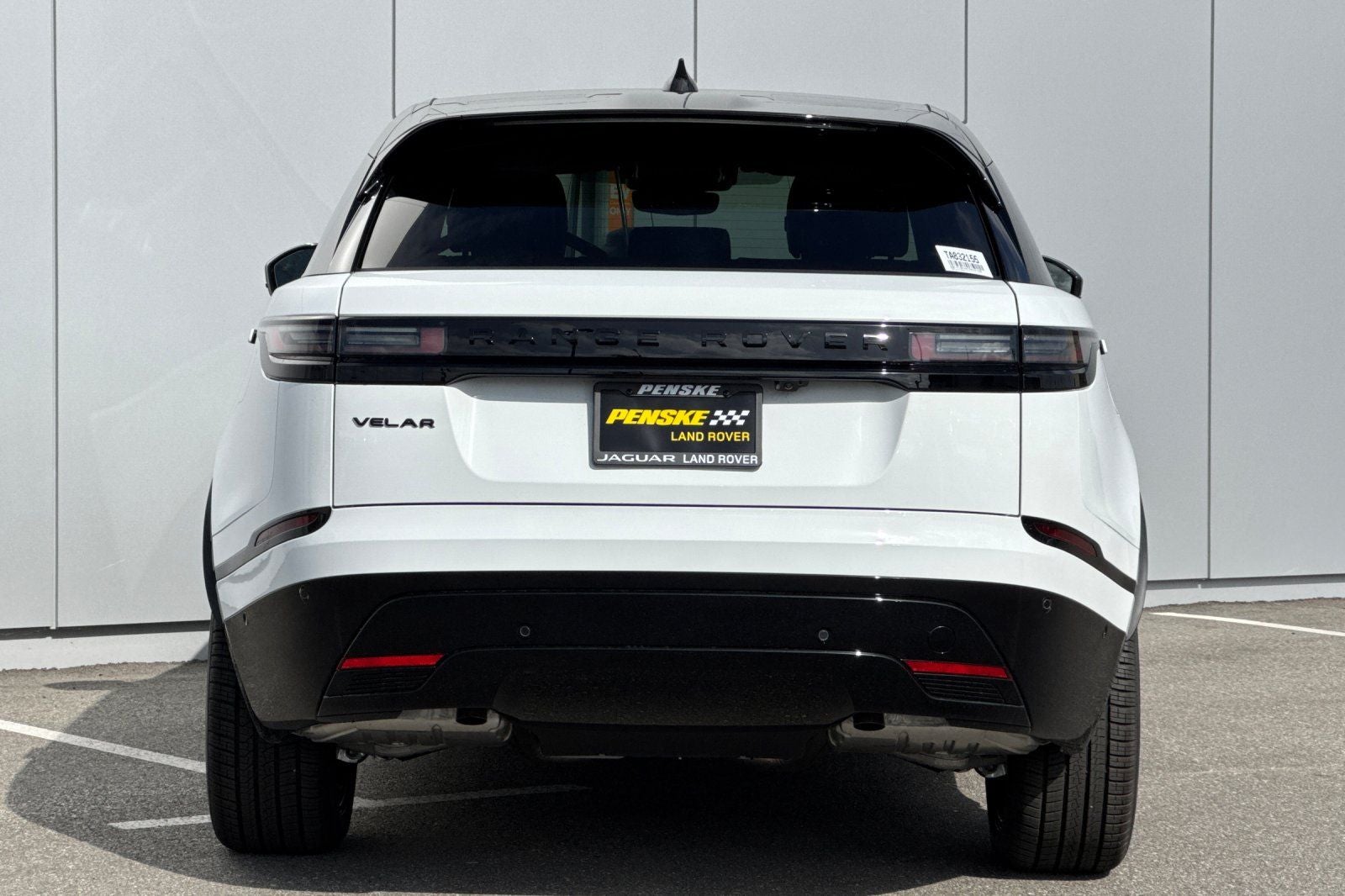 2026 Land Rover Range Rover Velar Dynamic SE