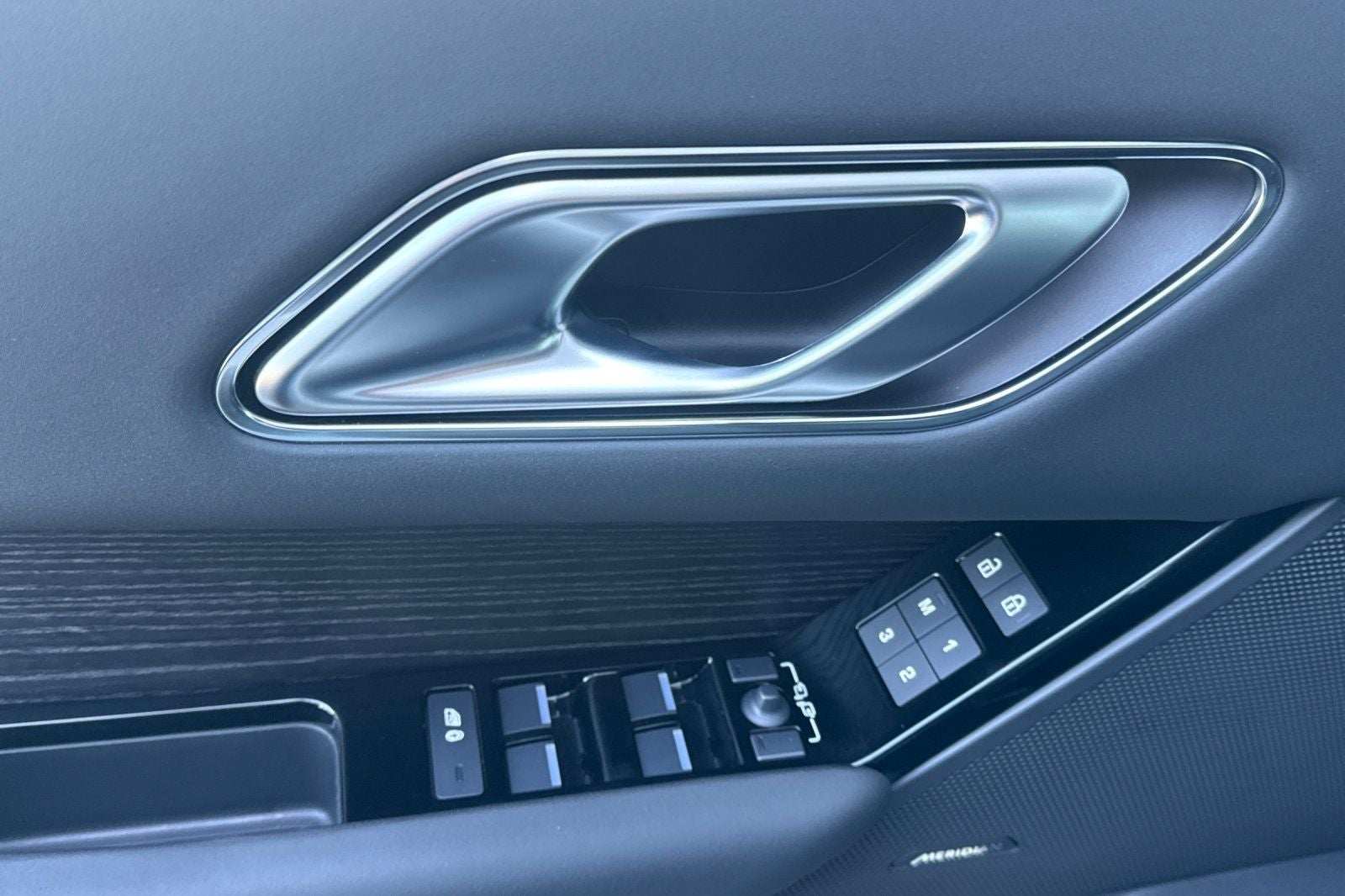 2026 Land Rover Range Rover Velar Dynamic SE