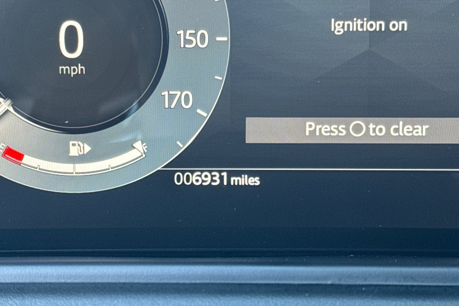 2026 Land Rover Range Rover Velar Dynamic SE