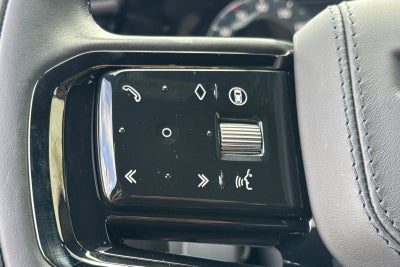 2026 Land Rover Range Rover Velar Dynamic SE