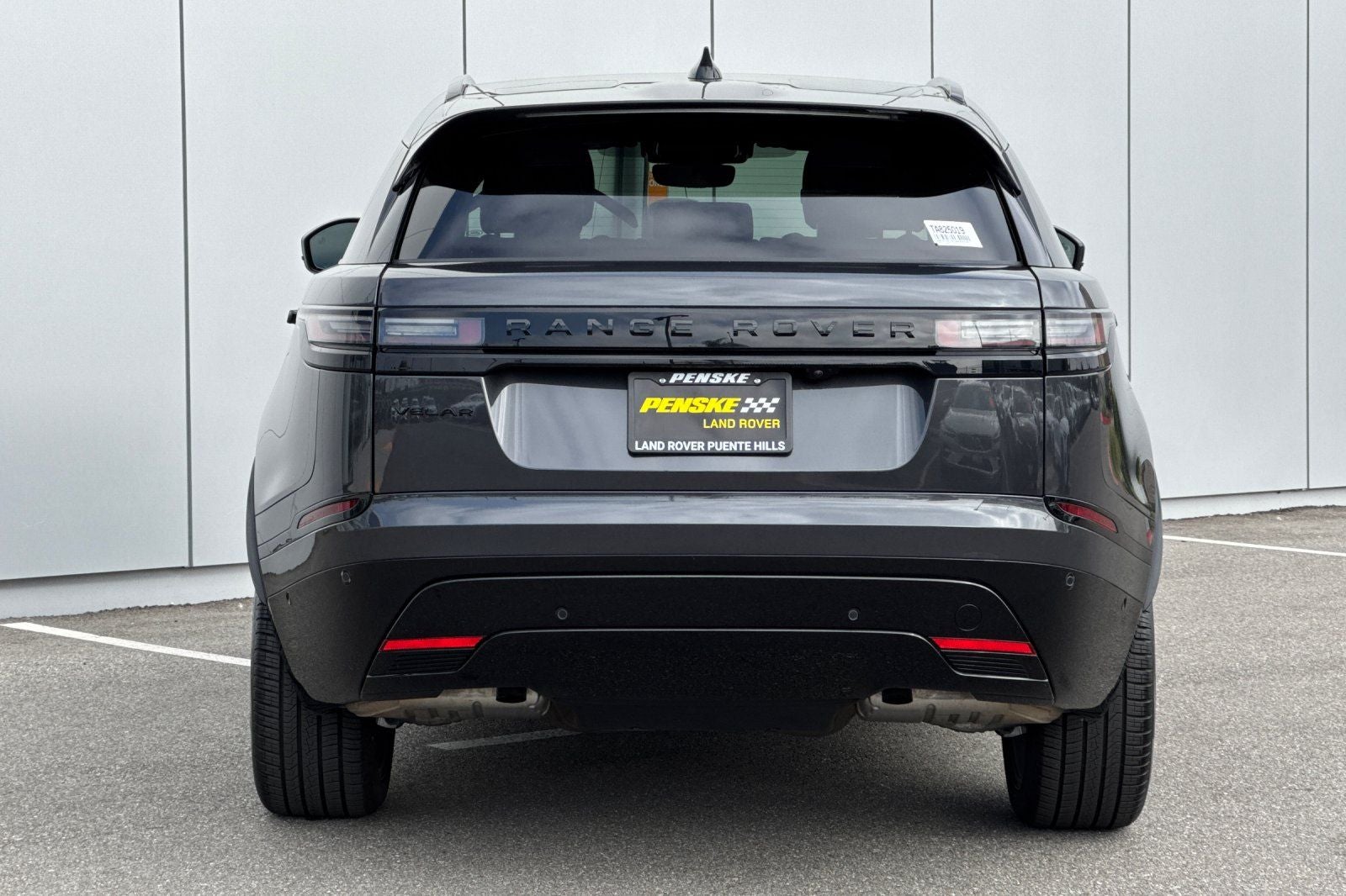 2026 Land Rover Range Rover Velar Dynamic SE