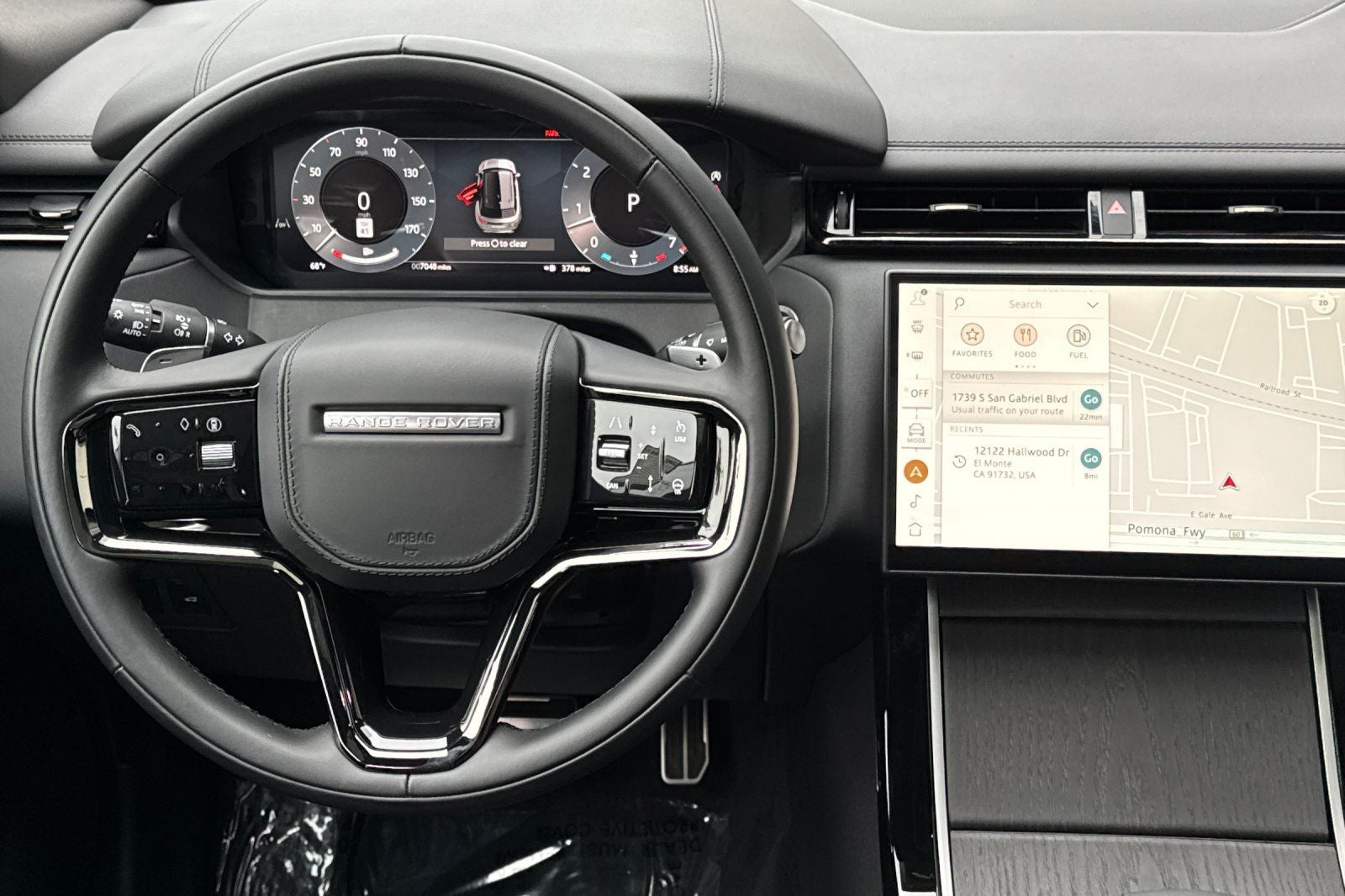 2026 Land Rover Range Rover Velar Dynamic SE