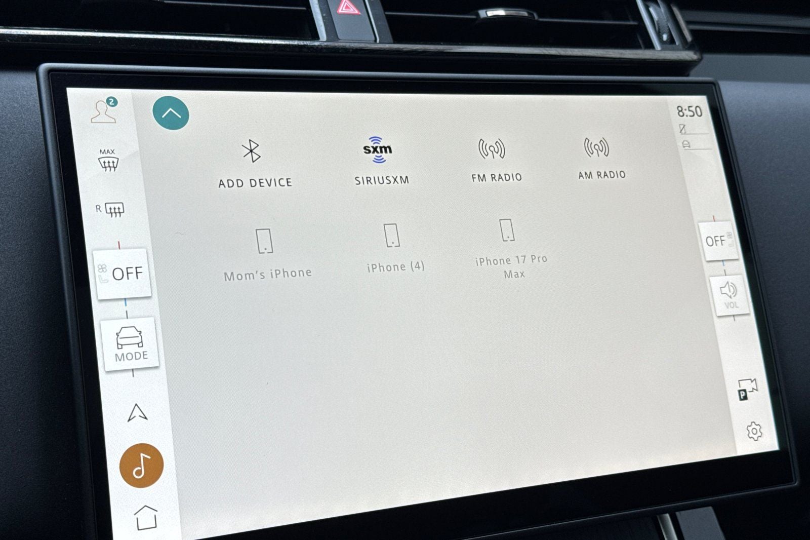 2026 Land Rover Range Rover Velar Dynamic SE