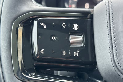 2026 Land Rover Range Rover Velar Dynamic SE