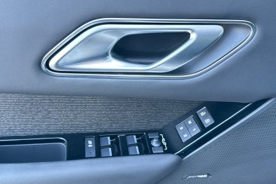 2026 Land Rover Range Rover Velar Dynamic SE