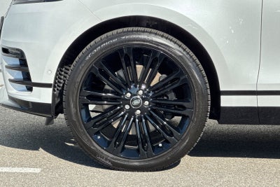 2026 Land Rover Range Rover Velar Dynamic SE