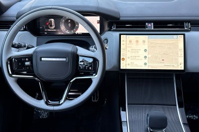 2026 Land Rover Range Rover Velar Dynamic SE