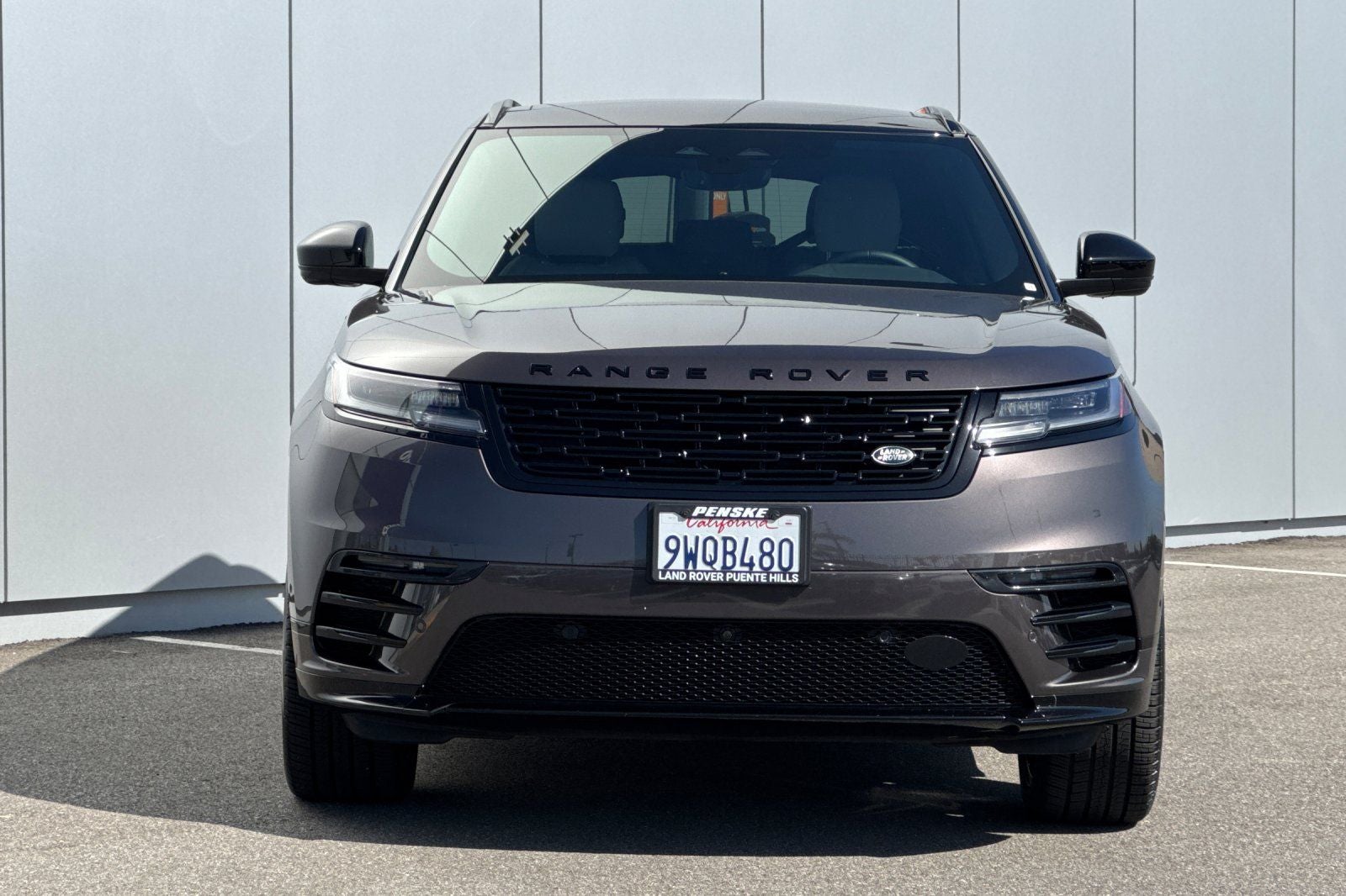 2026 Land Rover Range Rover Velar Dynamic SE