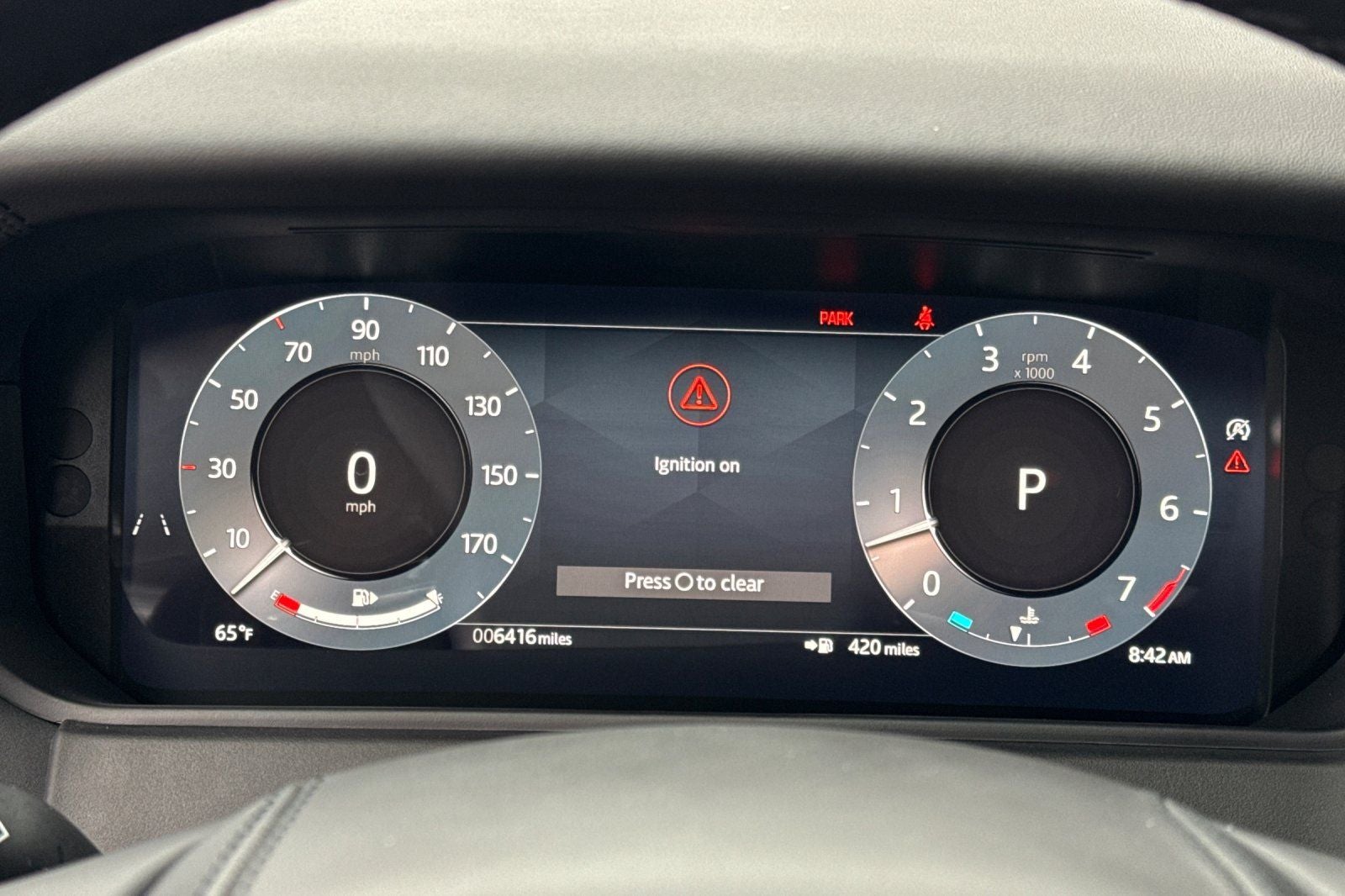 2026 Land Rover Range Rover Velar Dynamic SE