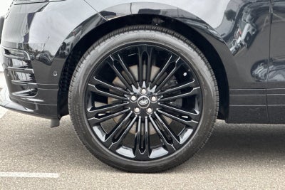 2026 Land Rover Range Rover Velar Dynamic SE