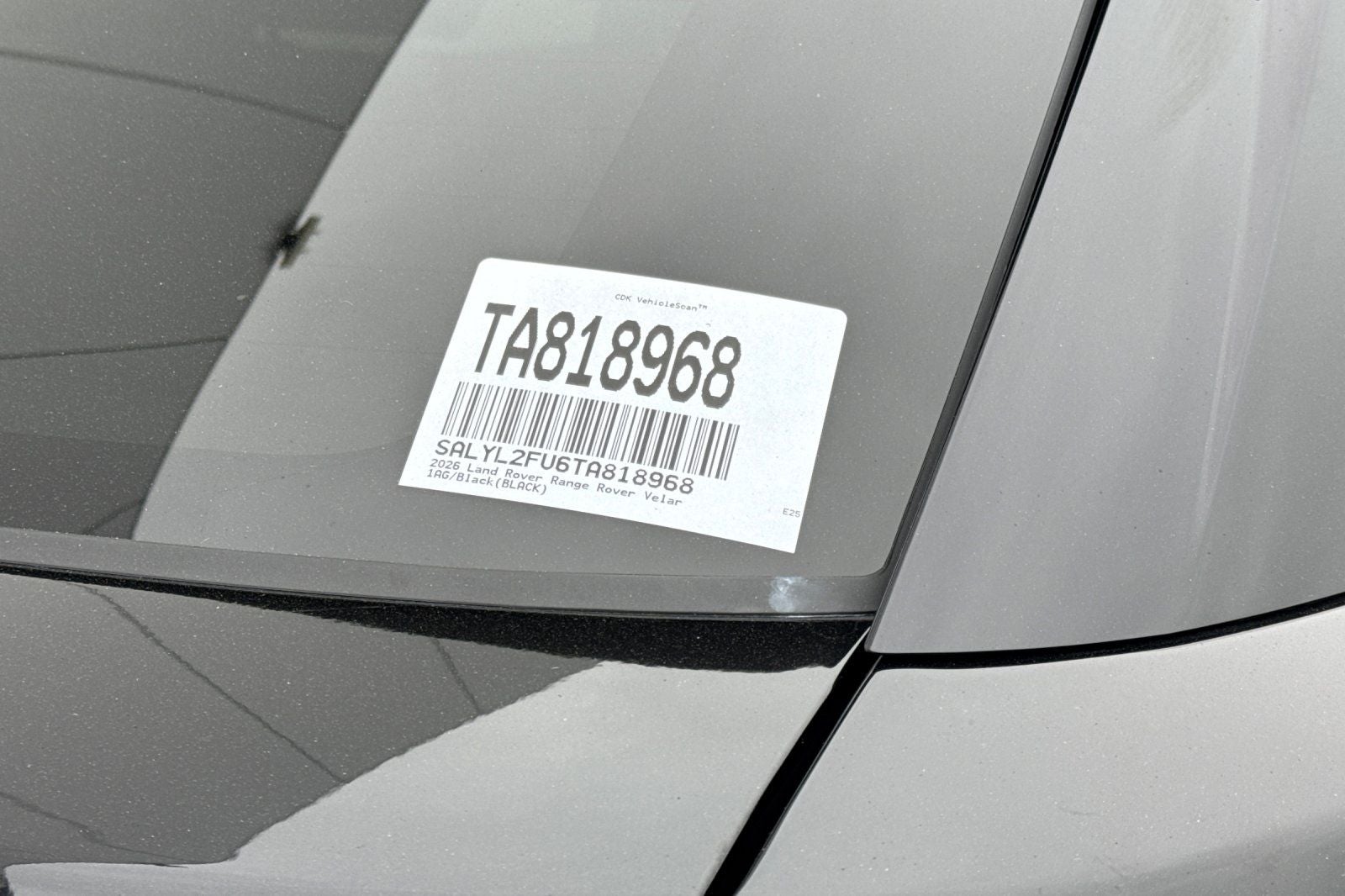 2026 Land Rover Range Rover Velar Dynamic SE