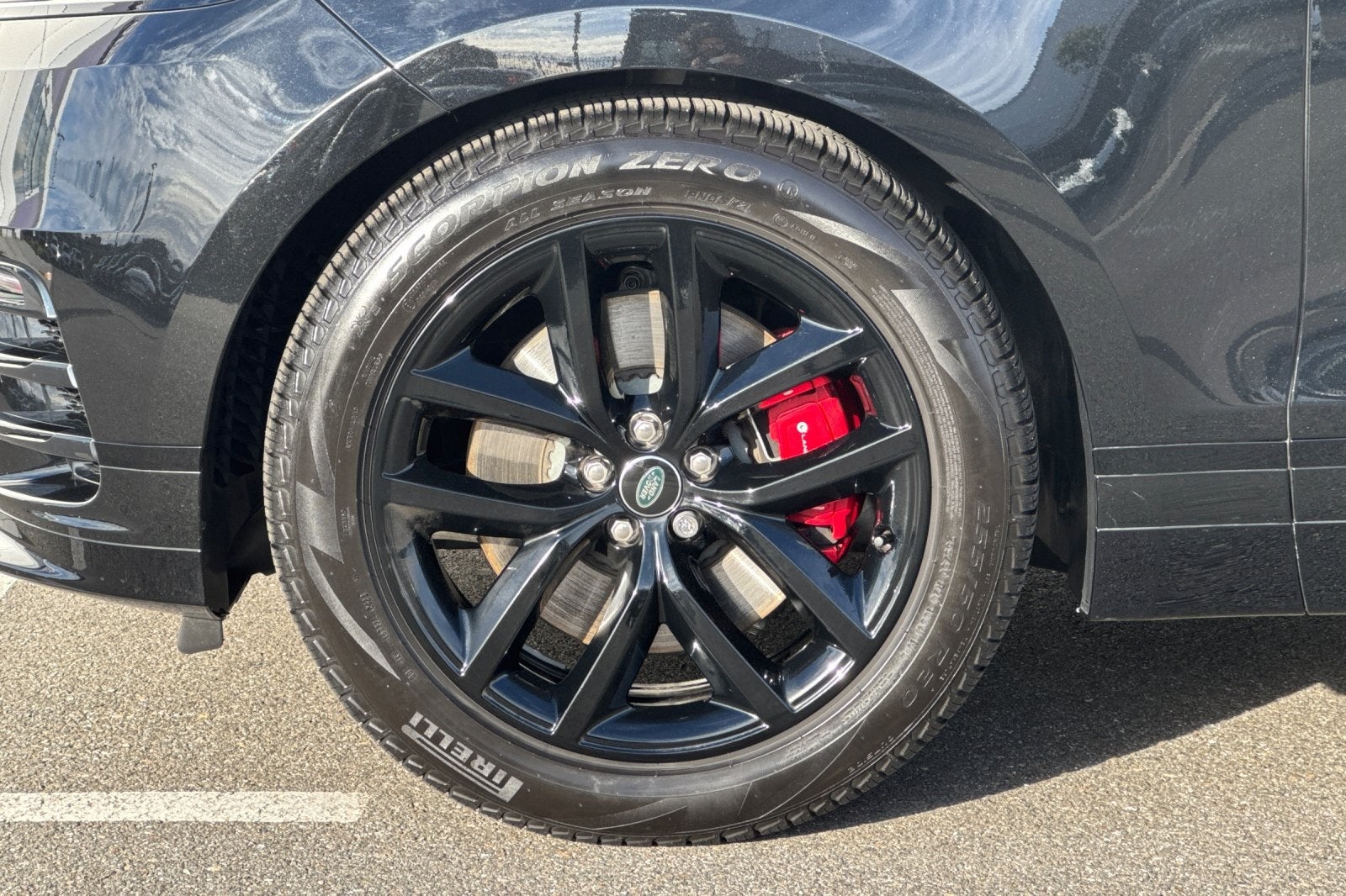 2025 Land Rover Range Rover Velar Dynamic SE