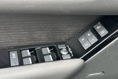 2026 Land Rover Range Rover Velar Dynamic SE