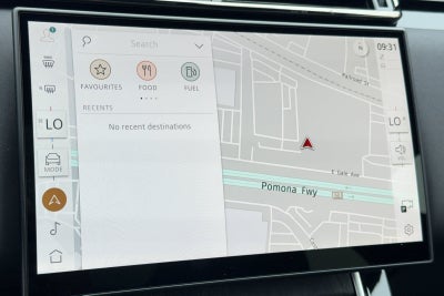 2026 Land Rover Range Rover Velar Dynamic SE