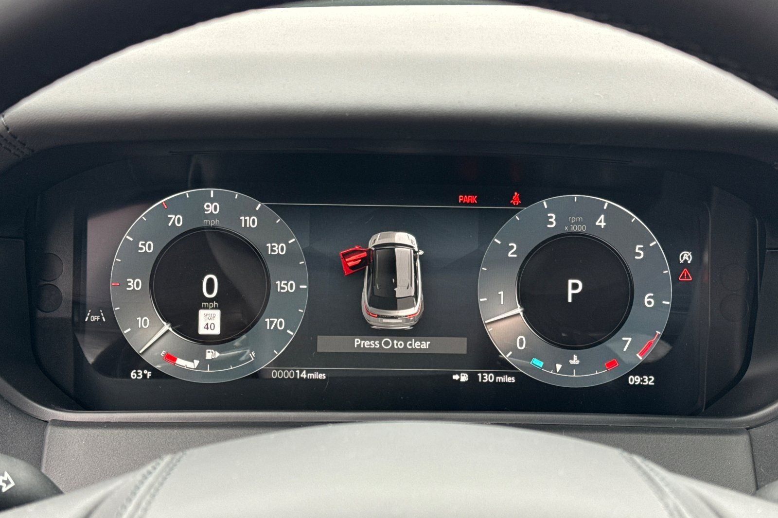 2026 Land Rover Range Rover Velar Dynamic SE
