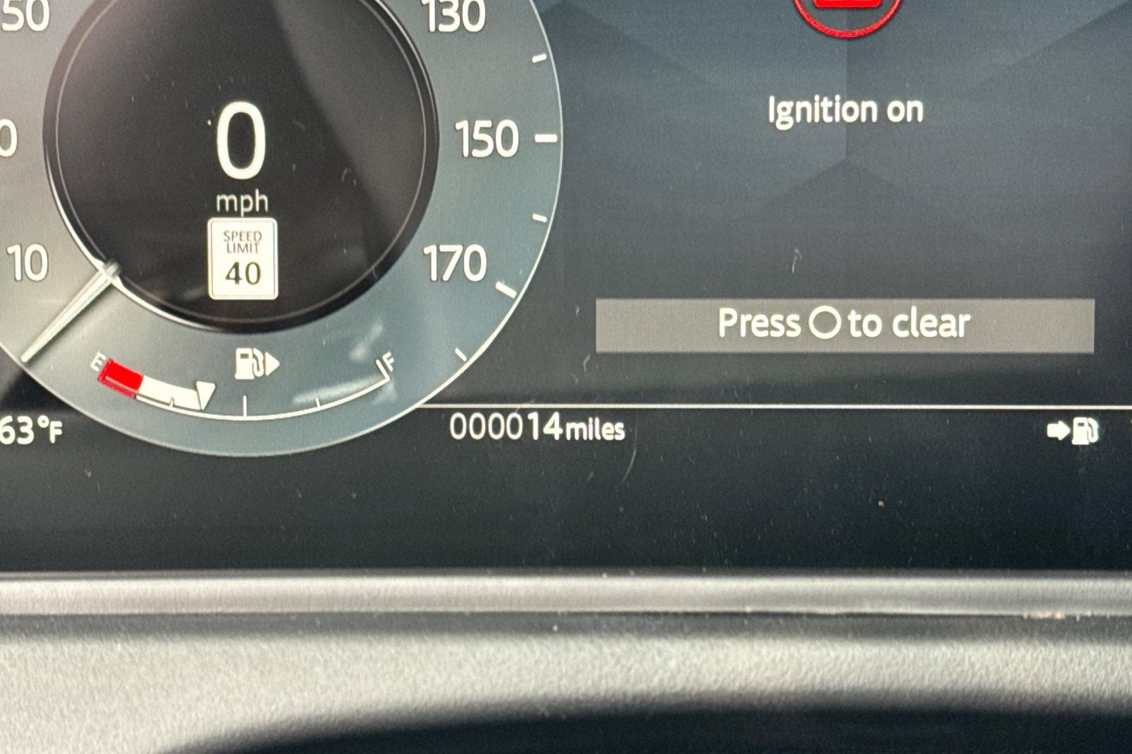 2026 Land Rover Range Rover Velar Dynamic SE