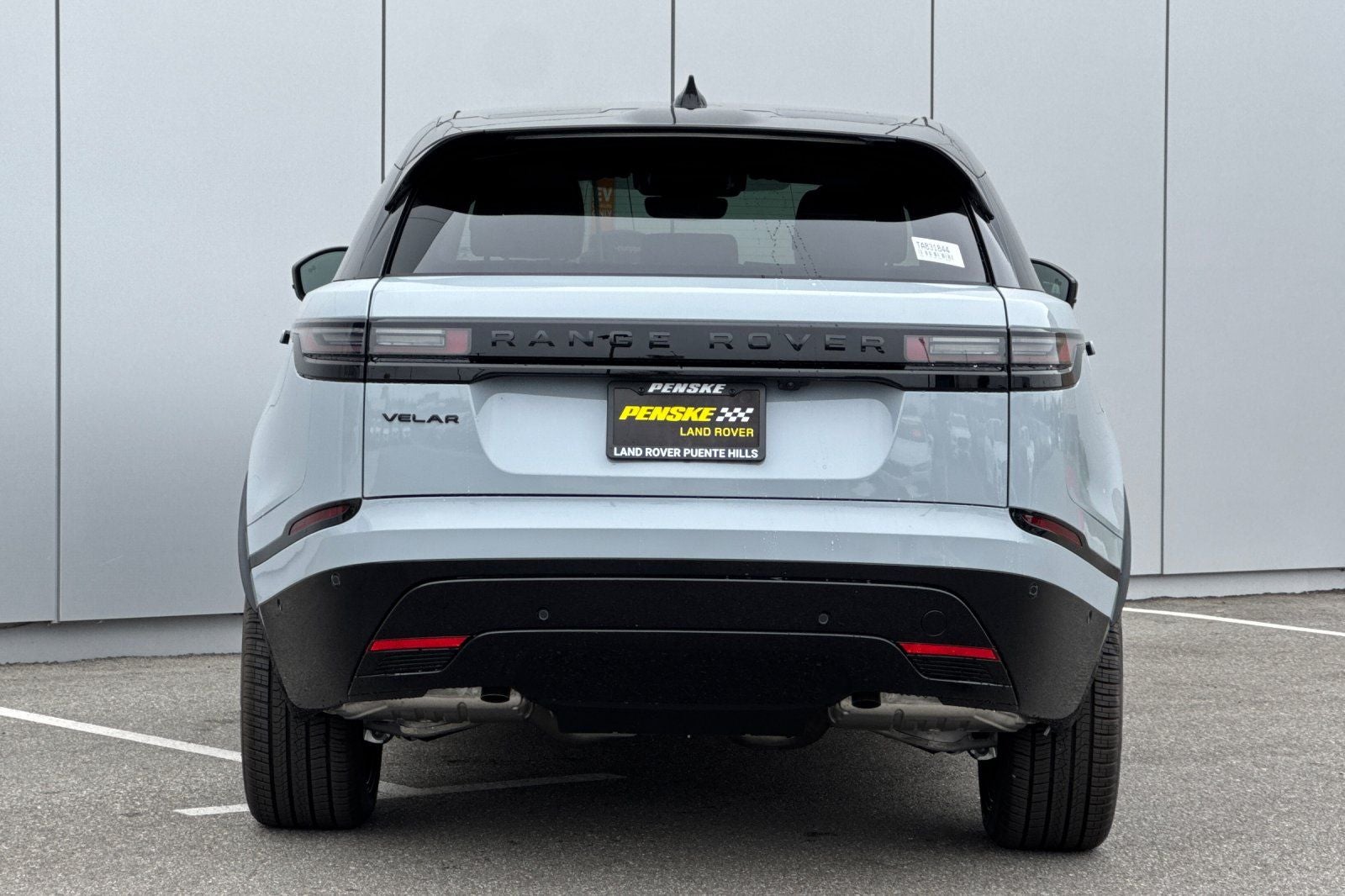 2026 Land Rover Range Rover Velar Dynamic SE