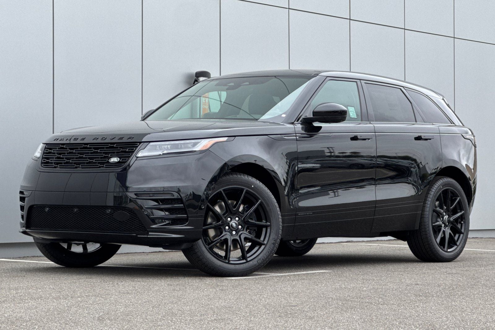 2026 Land Rover Range Rover Velar Belgravia Edition