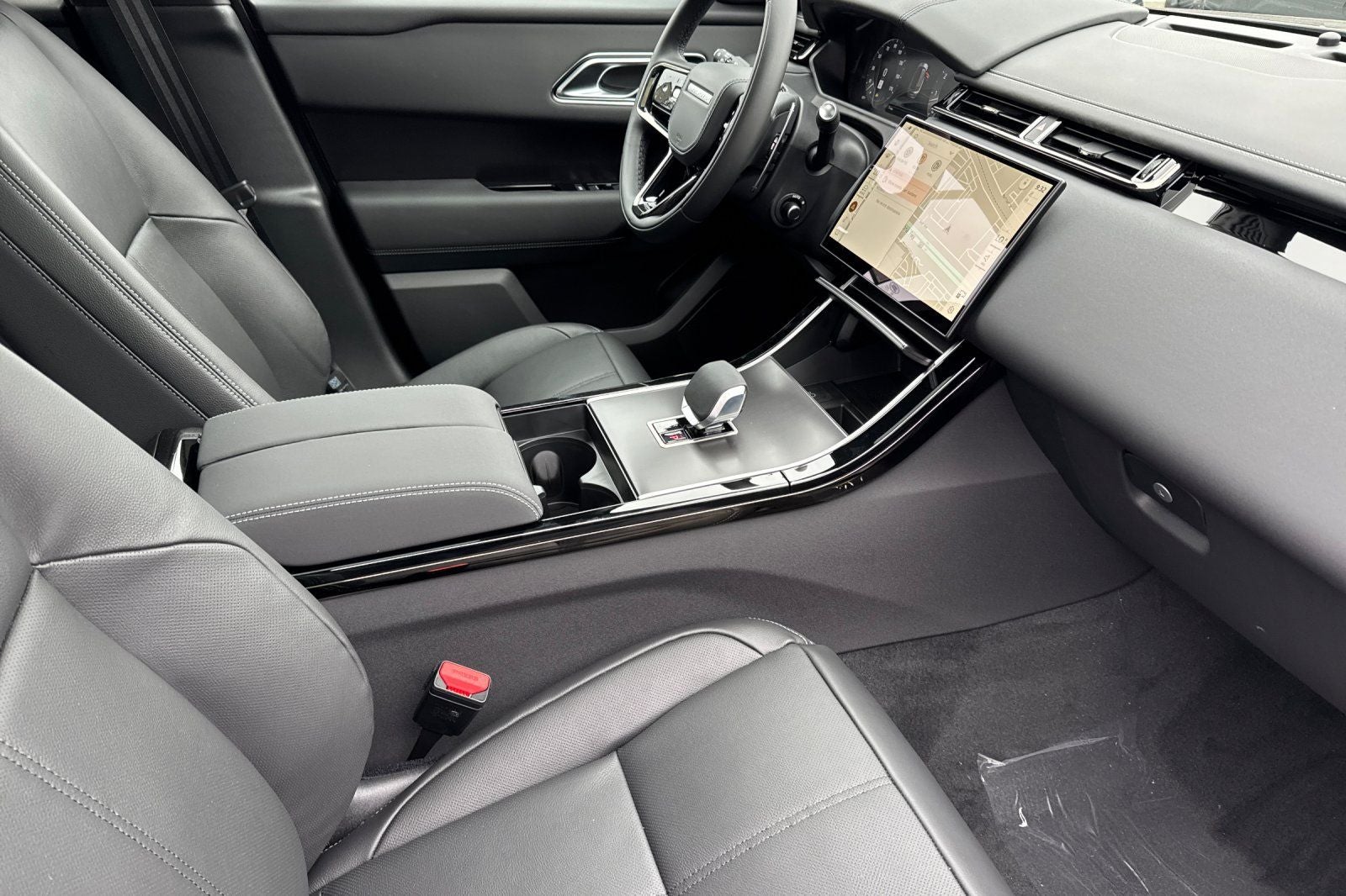 2026 Land Rover Range Rover Velar Belgravia Edition