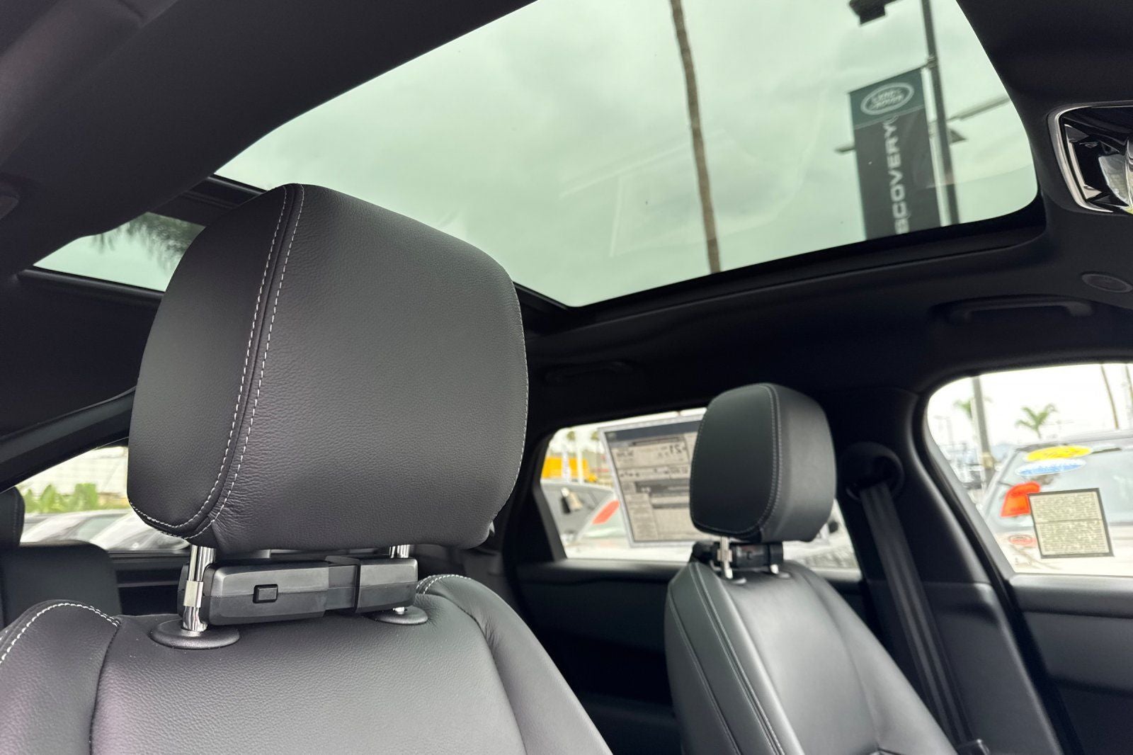 2026 Land Rover Range Rover Velar Belgravia Edition