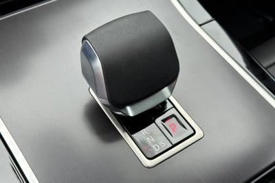 2026 Land Rover Range Rover Velar Belgravia Edition