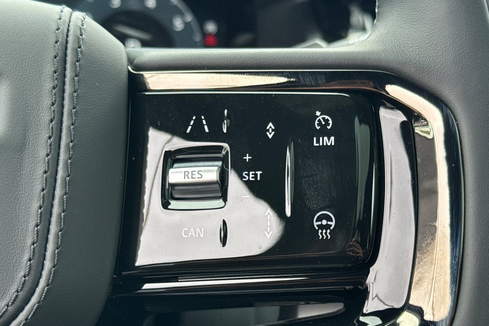 2026 Land Rover Range Rover Velar Belgravia Edition