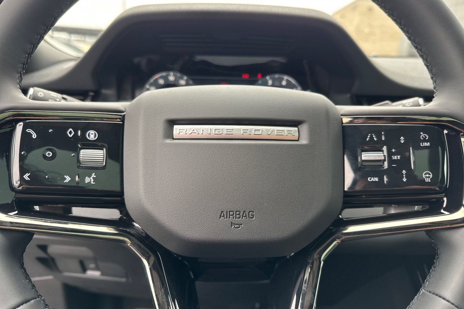 2026 Land Rover Range Rover Evoque S