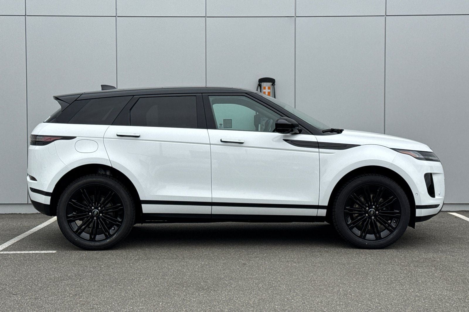 2026 Land Rover Range Rover Evoque S