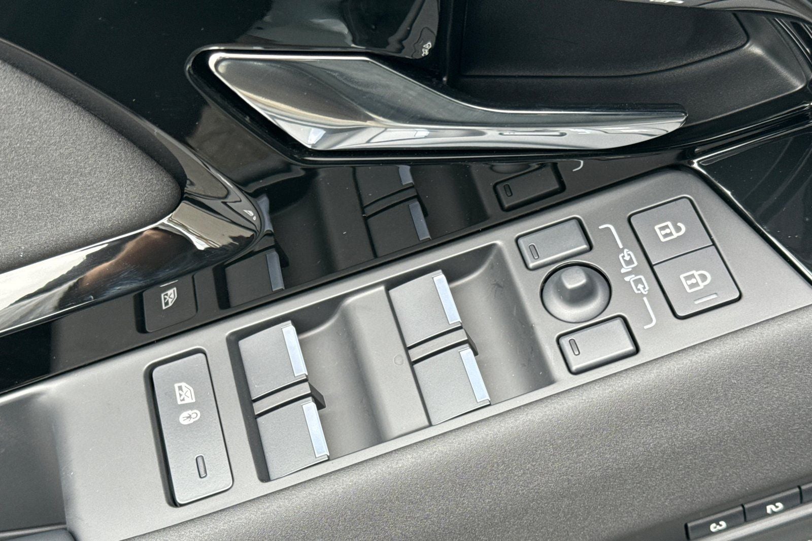 2026 Land Rover Range Rover Evoque S