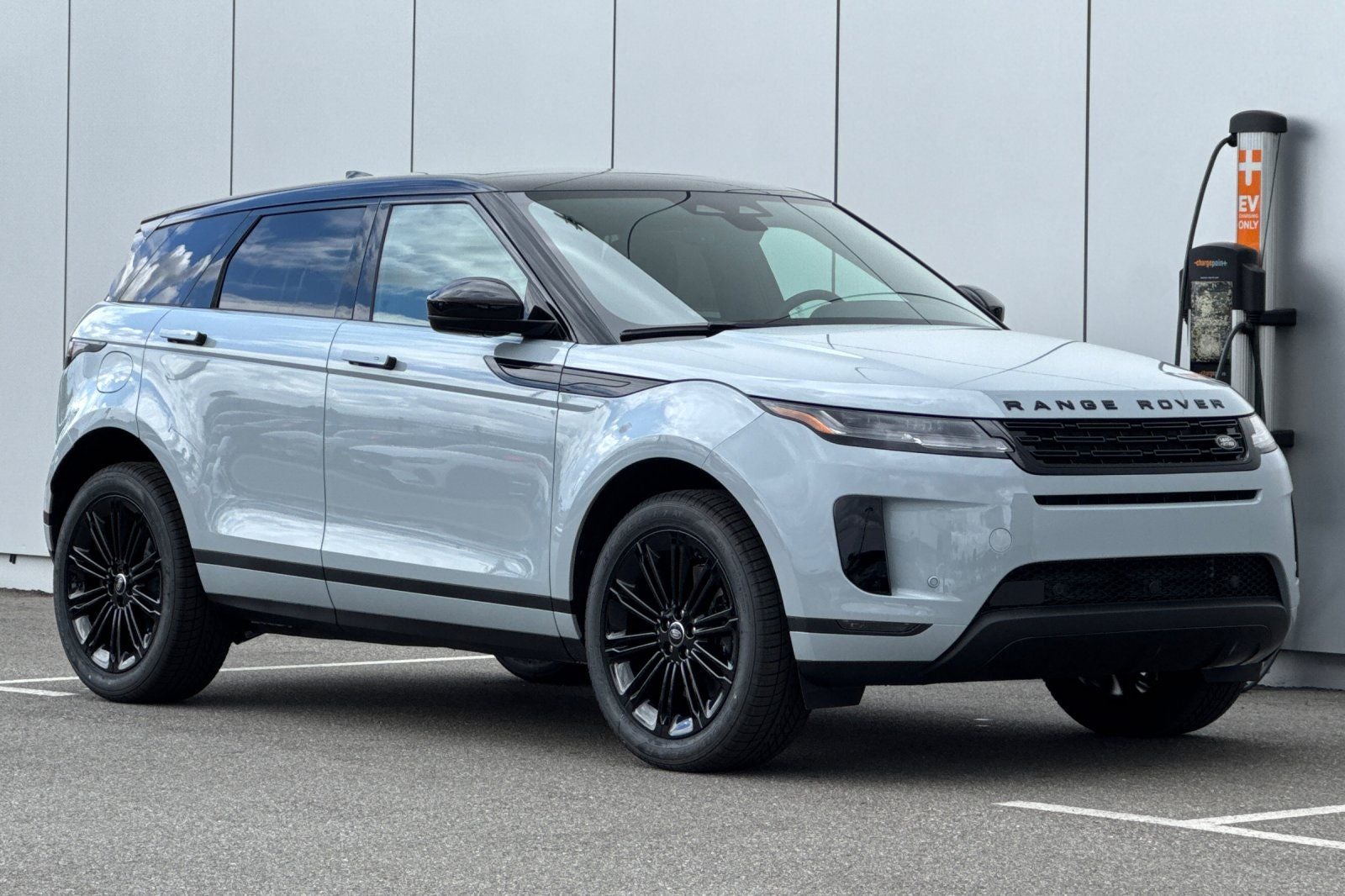 2026 Land Rover Range Rover Evoque S