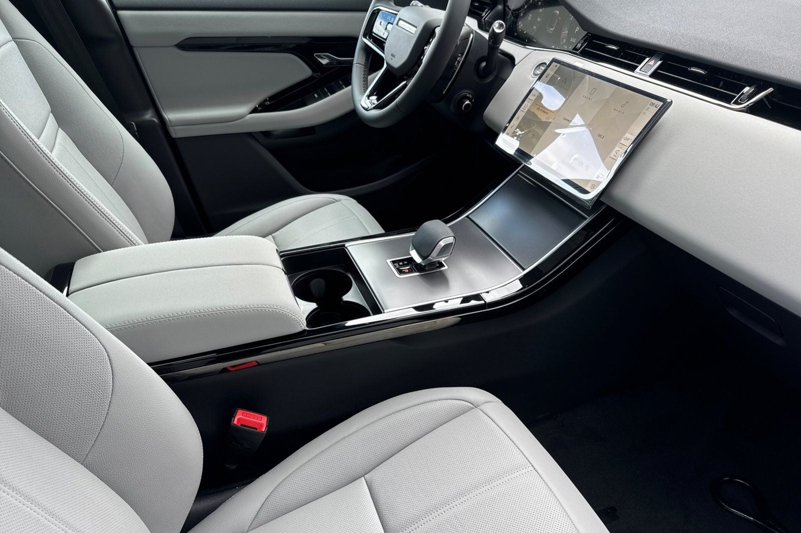 2026 Land Rover Range Rover Evoque S