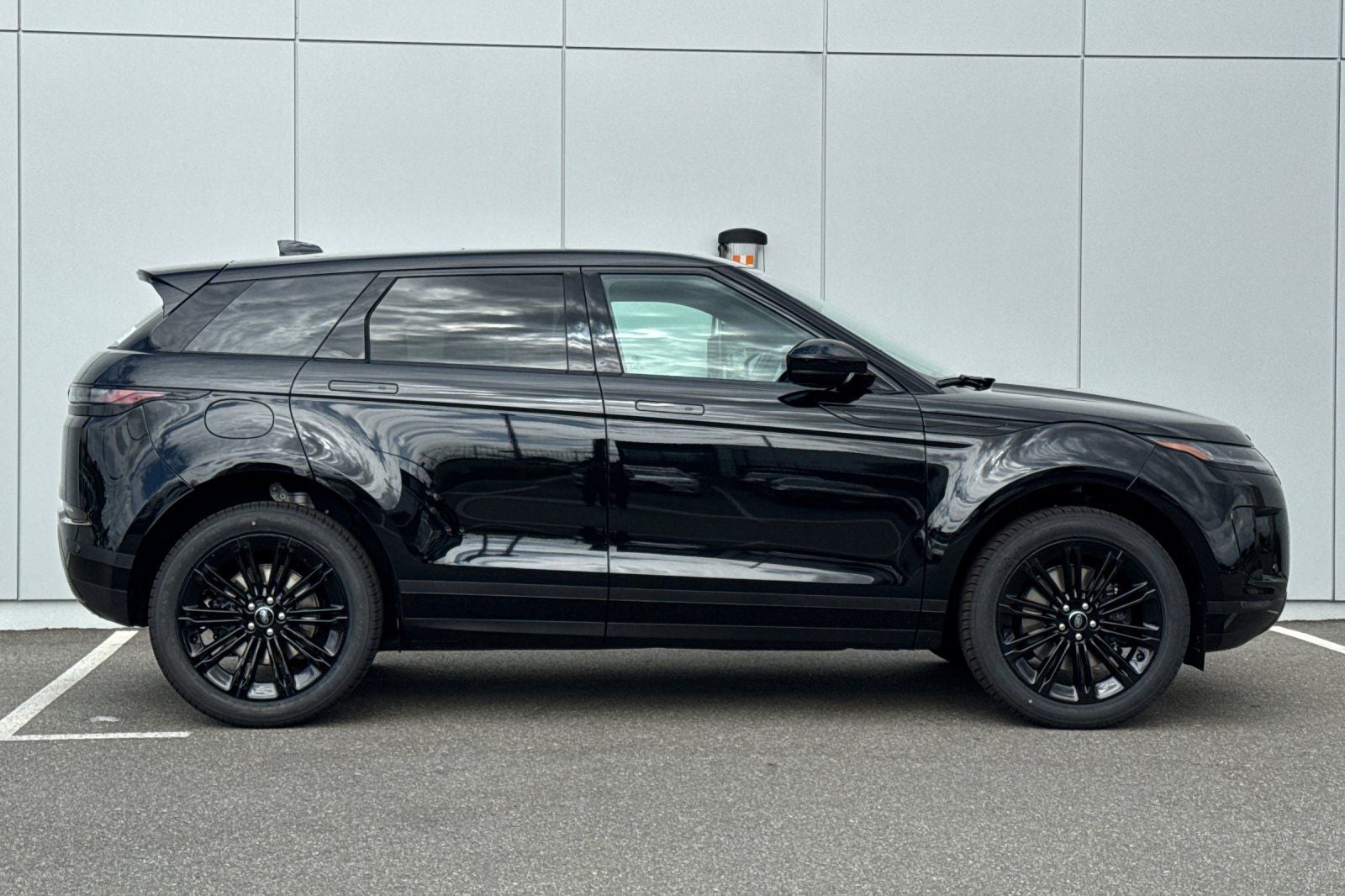 2026 Land Rover Range Rover Evoque S