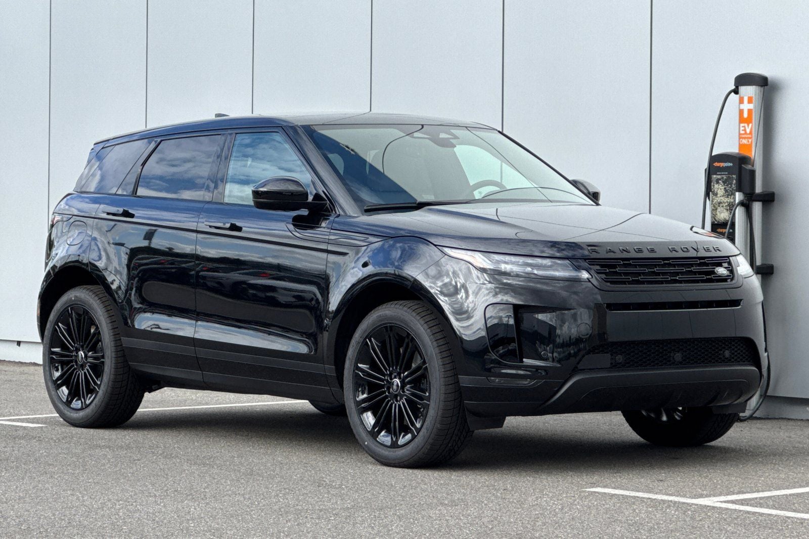 2026 Land Rover Range Rover Evoque S